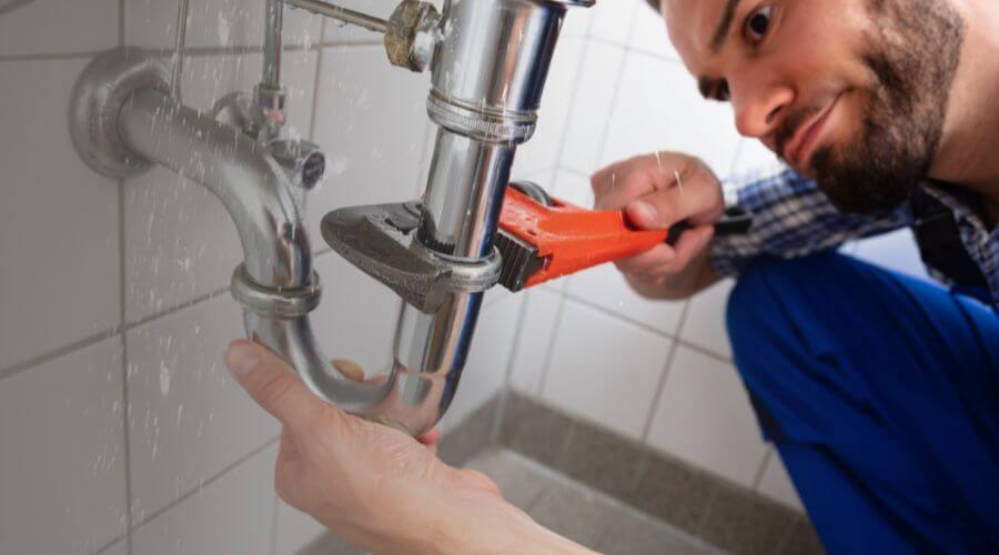 Local tankless water heater installation in Albion, MI